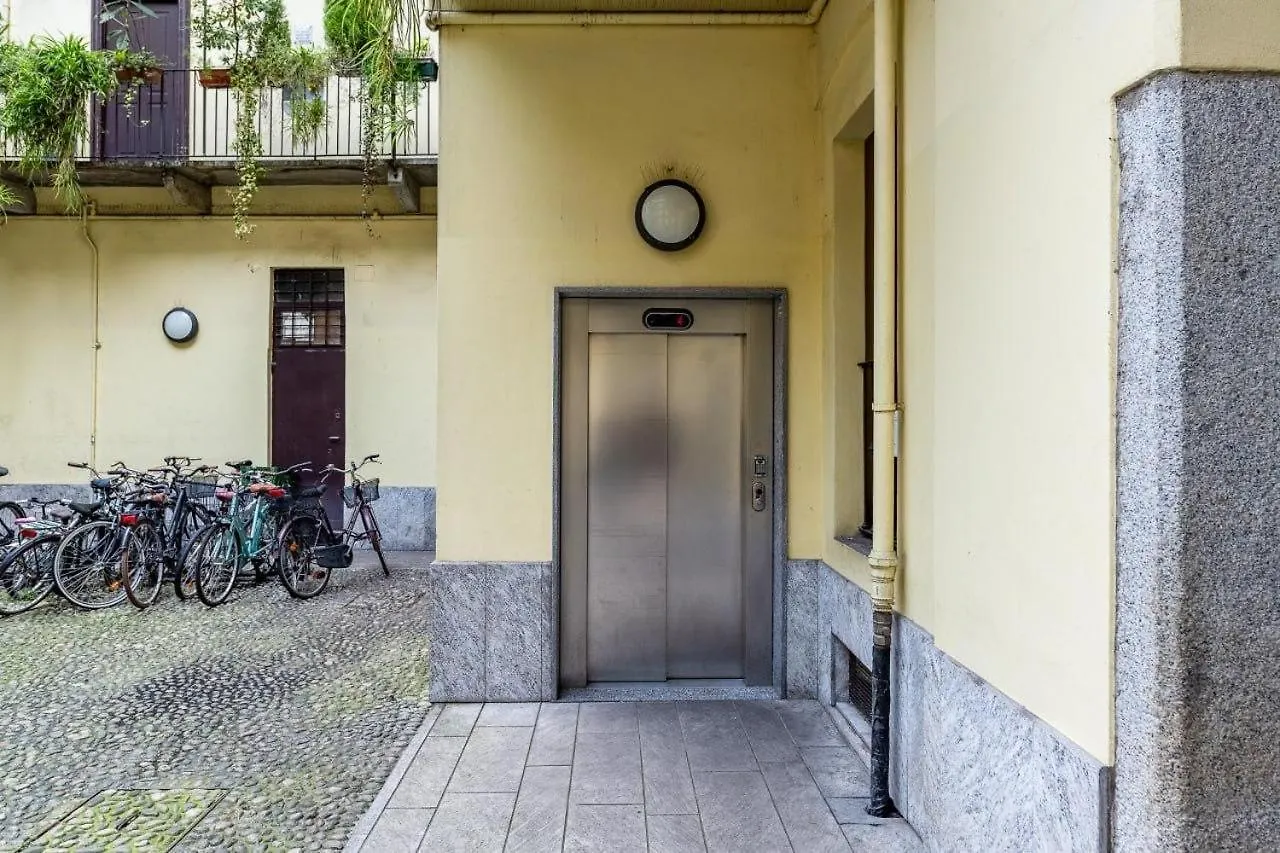 Апартаменты Navigli Cozy Nest - Central Studio Apt Милан